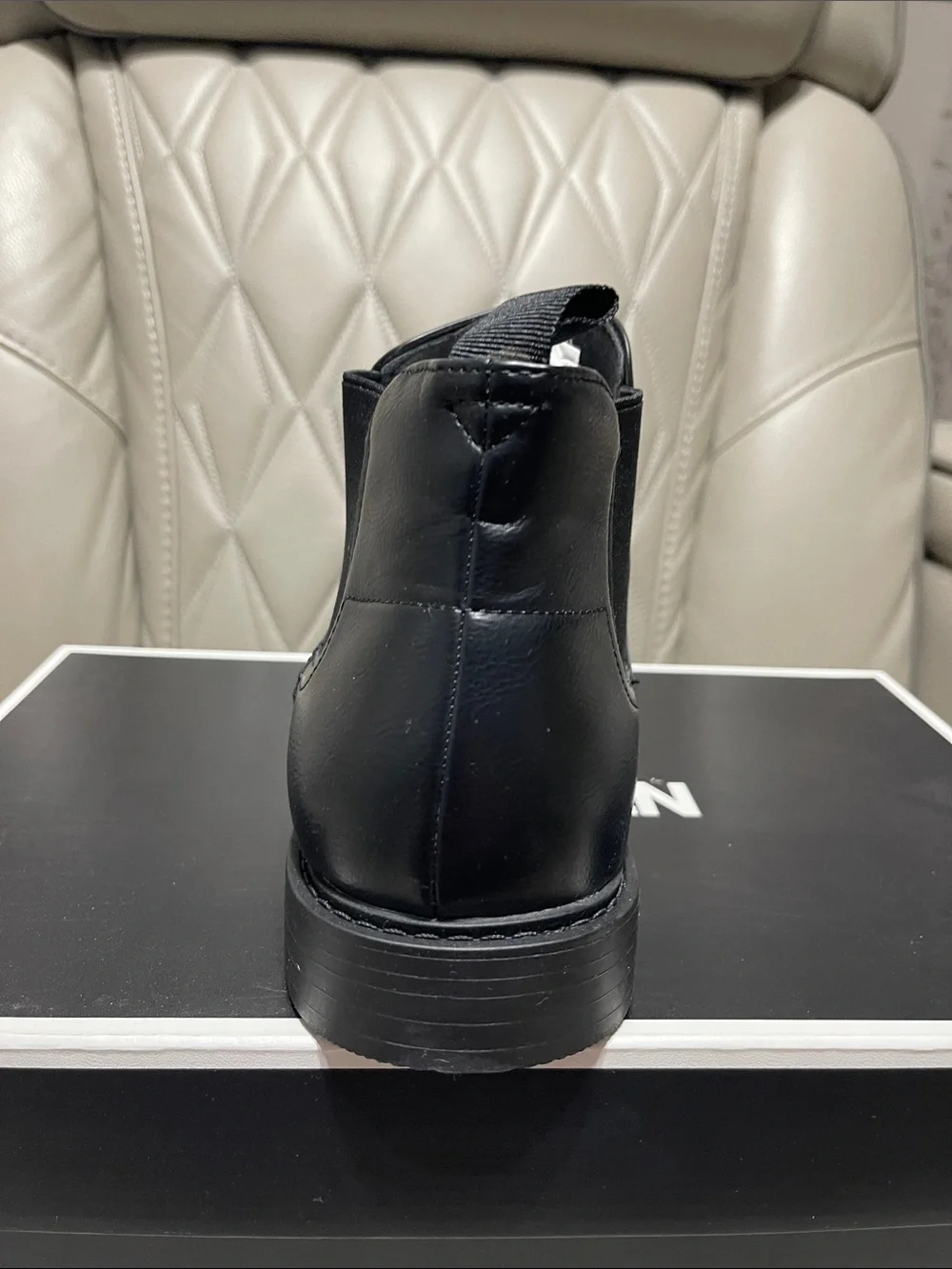 Steve Madden sleek black